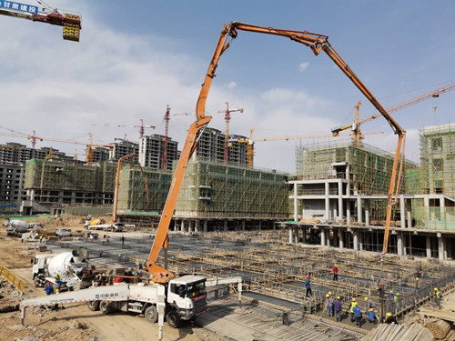 瑞岭名郡项目建设现场_副本.jpg